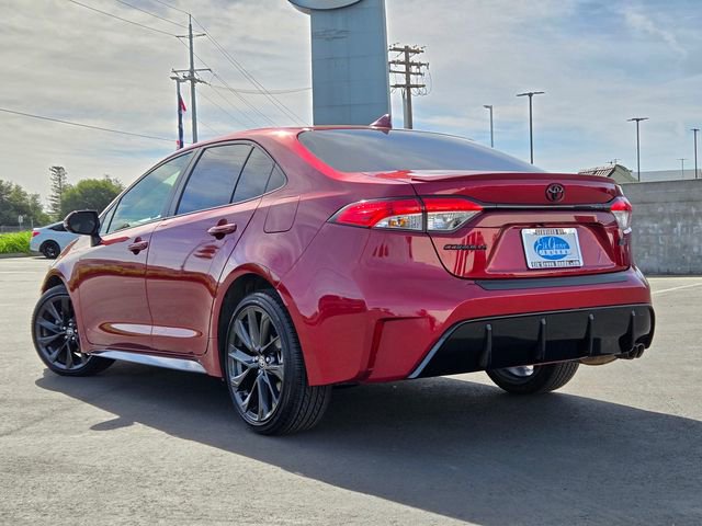 Used 2023 Toyota Corolla SE w/ SE Premium Package image 6