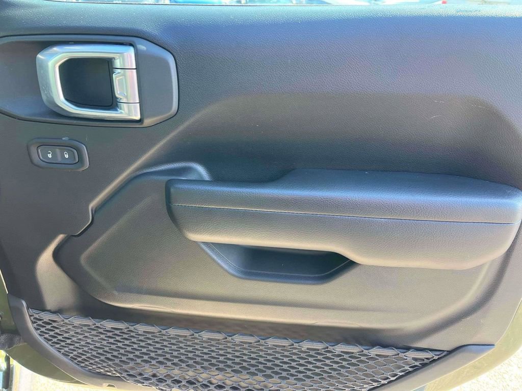 Used 2021 Jeep Wrangler Unlimited Sport image 10