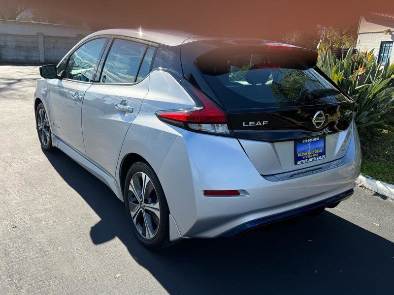 Used 2019 Nissan Leaf SL w/ SL Technology Package image 3