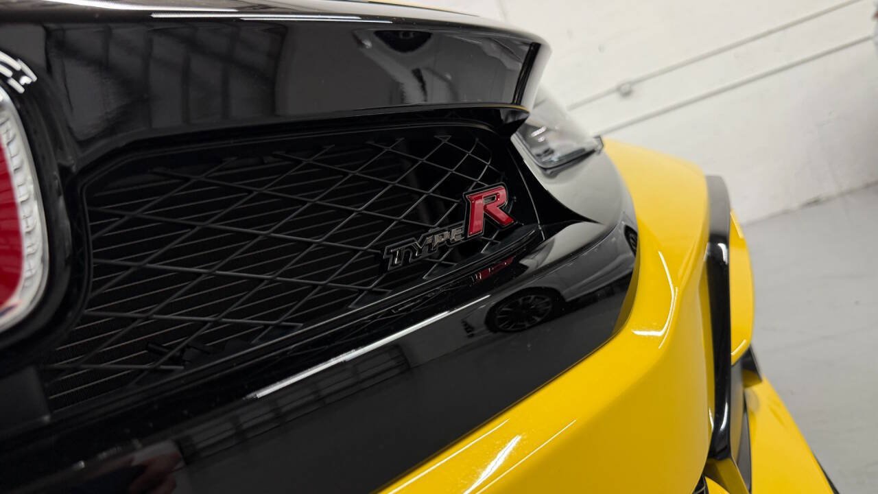 Used 2021 Honda Civic Type R Limited image 37