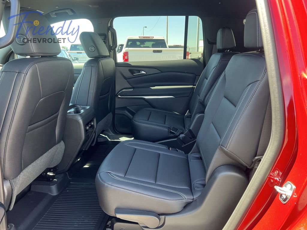 New 2026 Chevrolet Traverse LT w/ LPO, Floor Liner Package AWD/4WD image 9