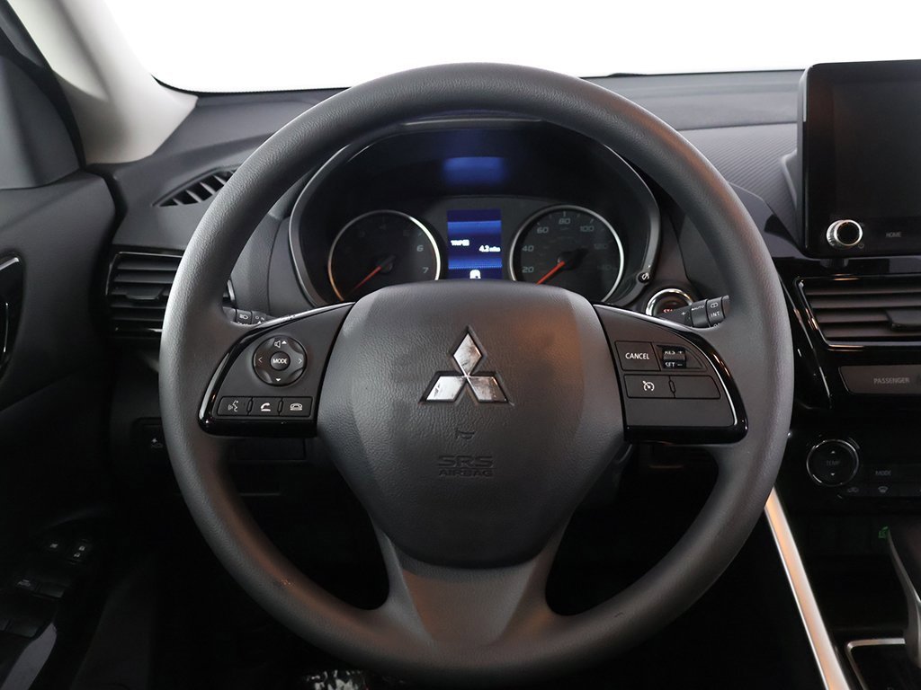 New 2025 Mitsubishi Eclipse Cross LE image 29