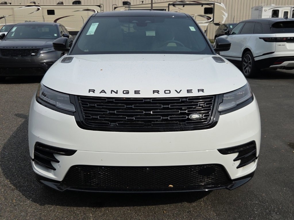 New 2026 Land Rover Range Rover Velar Dynamic SE image 9