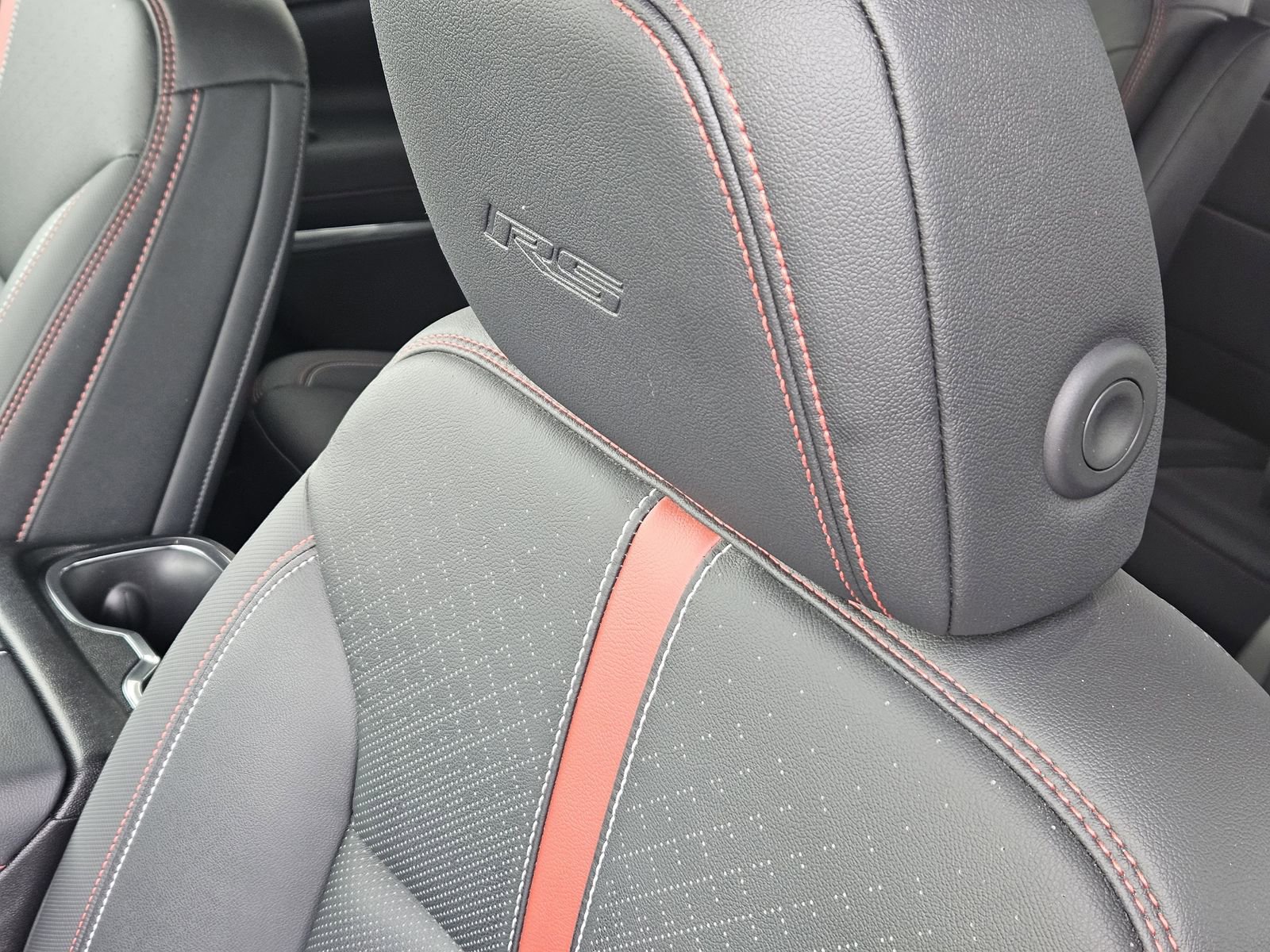 Certified 2024 Chevrolet Traverse RS w/ LPO, Floor Liner Package image 31