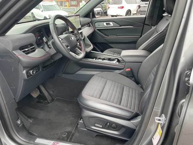 Used 2025 Ford Explorer ST-Line AWD/4WD image 20