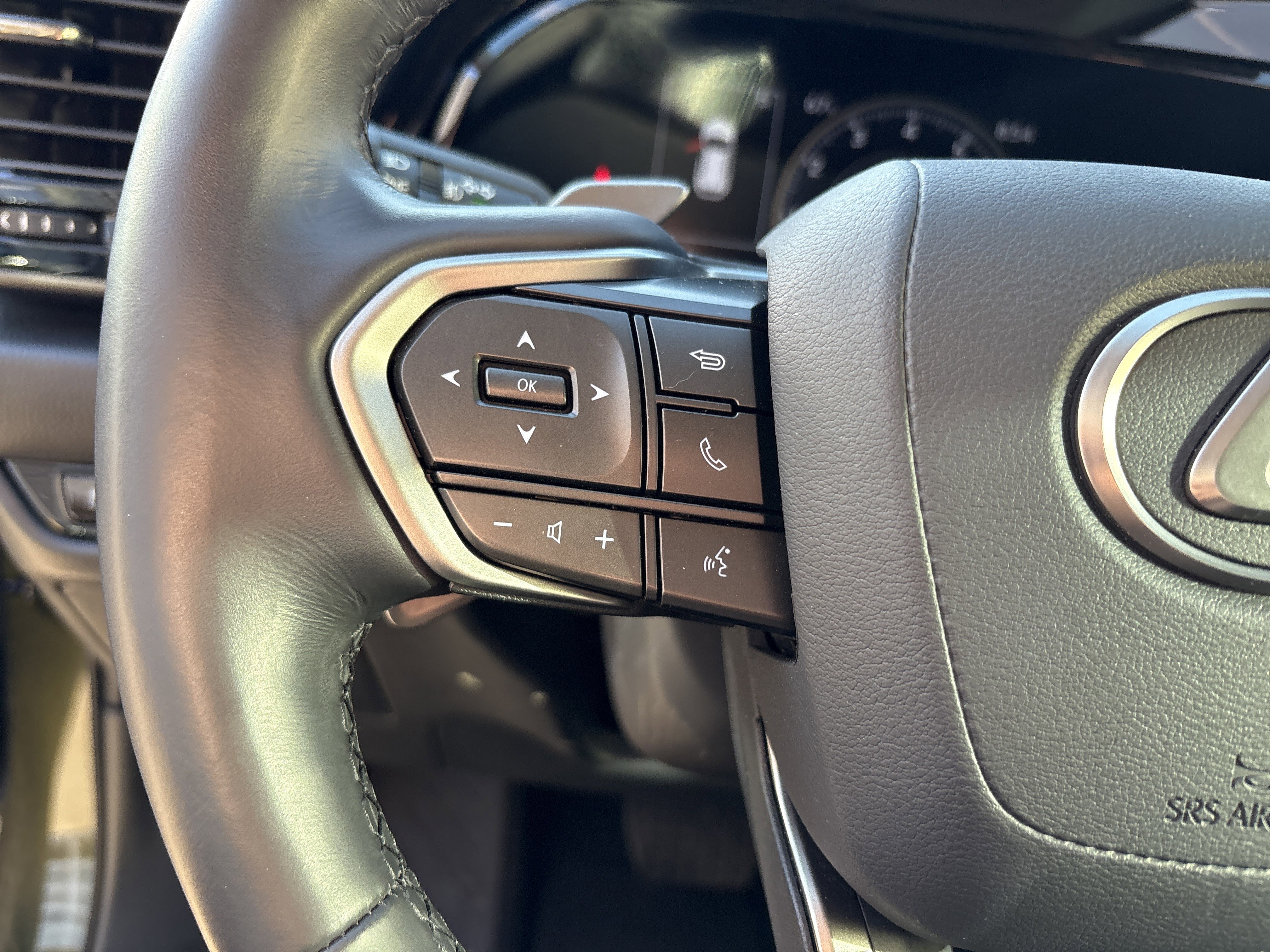 Used 2025 Lexus NX 350 AWD w/ Premium Package image 19