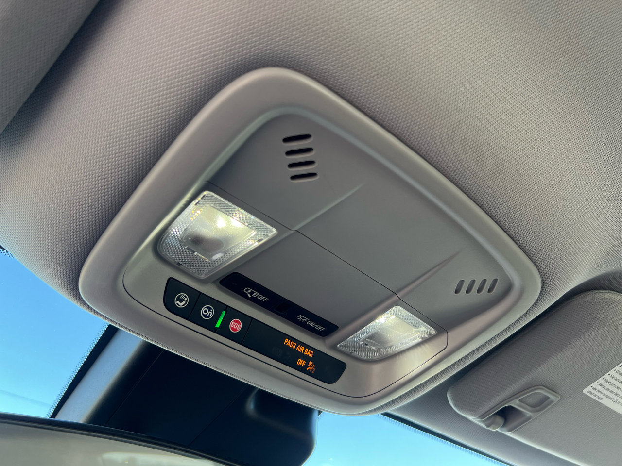 Used 2025 Chevrolet Malibu LT image 46