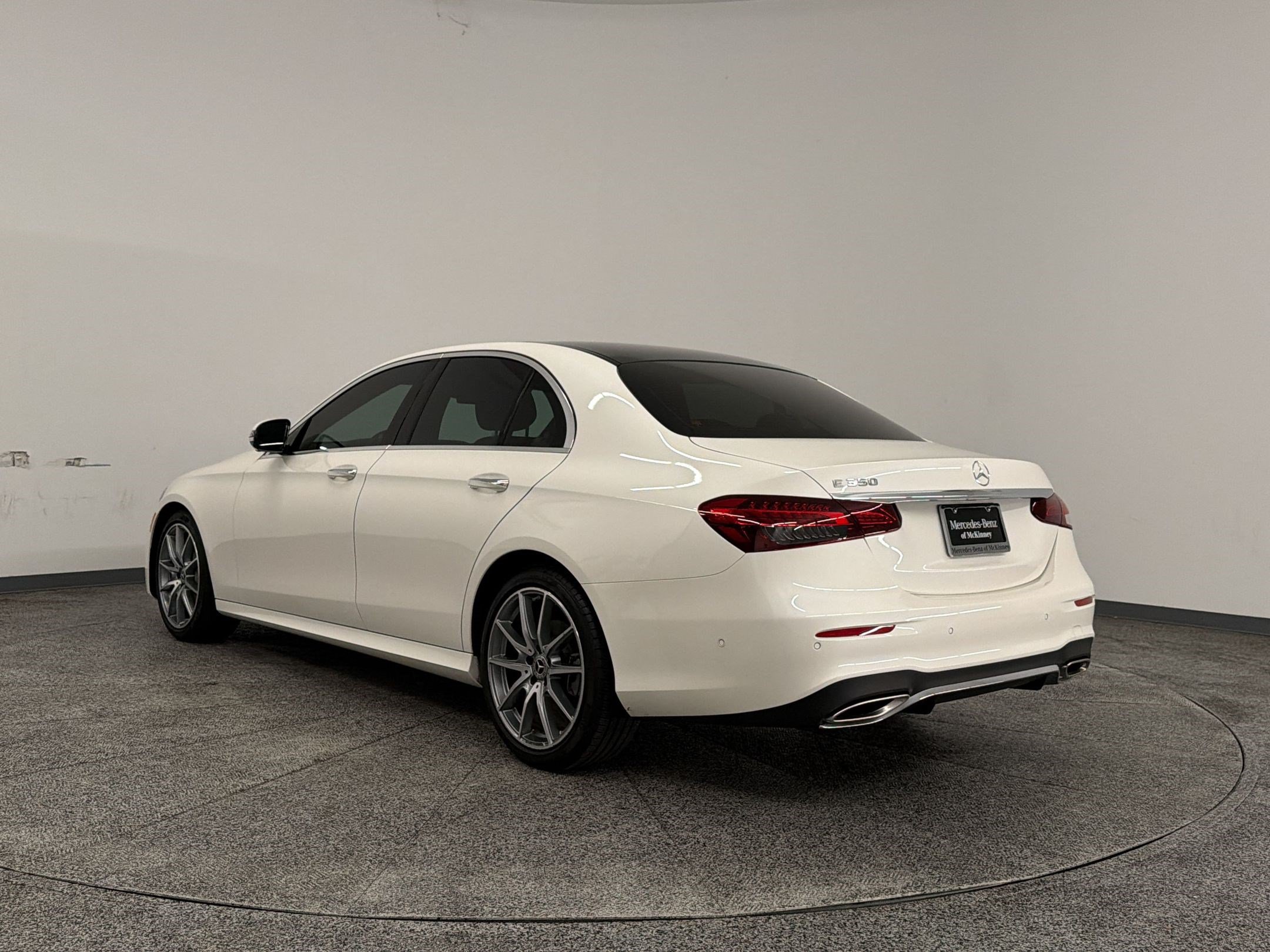 Certified 2022 Mercedes-Benz E 350 Sedan image 3