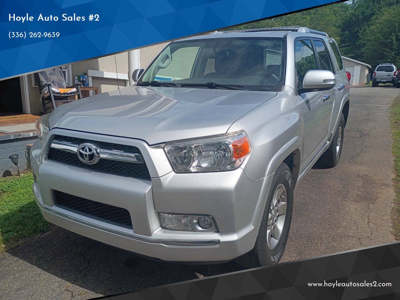 Used 2010 Toyota 4Runner SR5 w/ Premium Pkg w/Leather AWD/4WD image 2