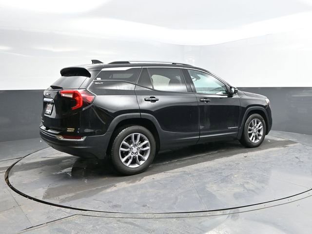 Used 2023 GMC Terrain SLT image 9