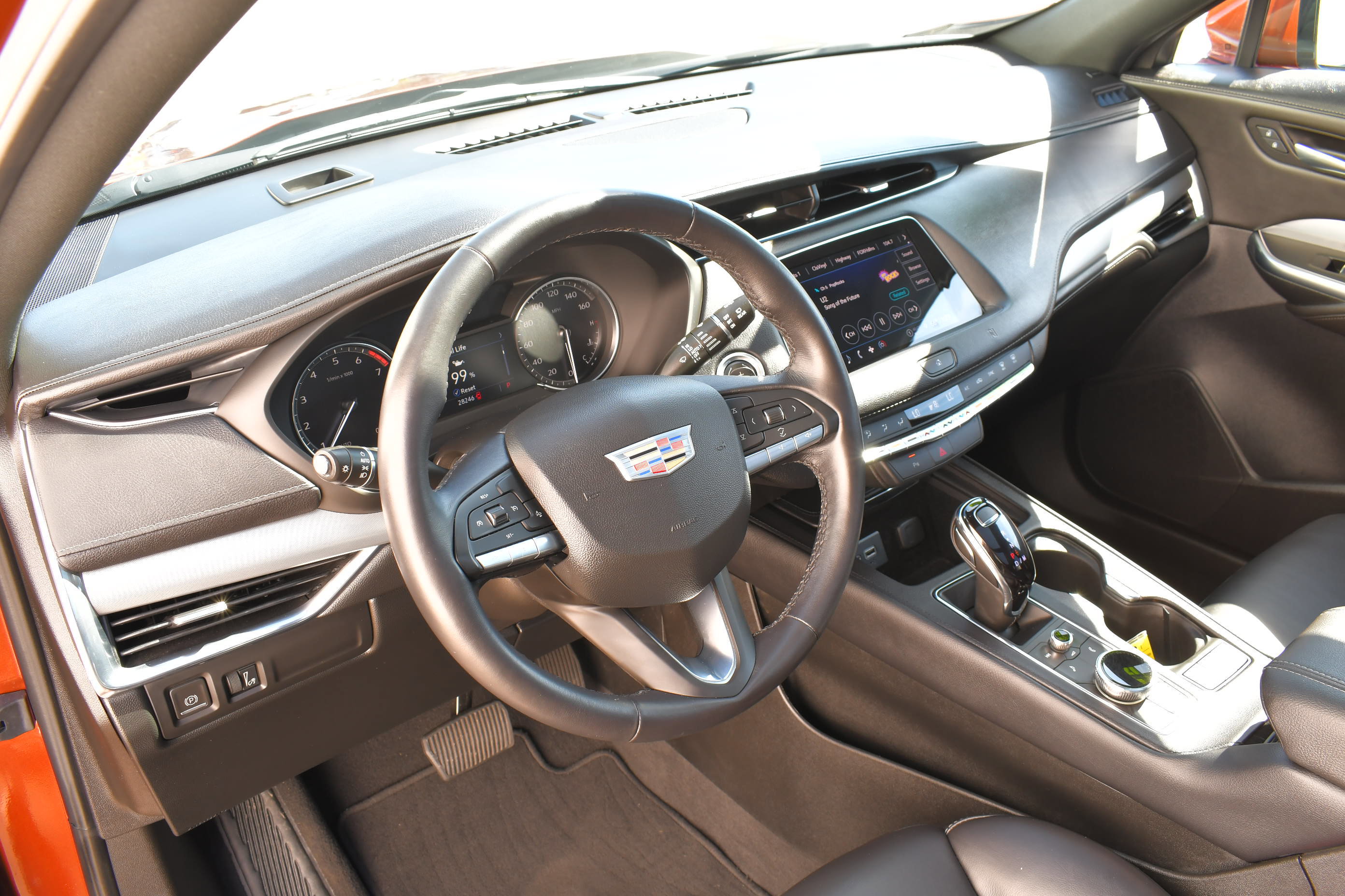 Used 2021 Cadillac XT4 Premium Luxury image 13