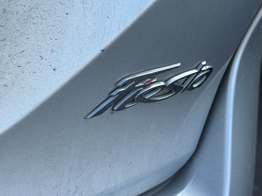 Used 2016 Ford Fiesta SE FWD image 18