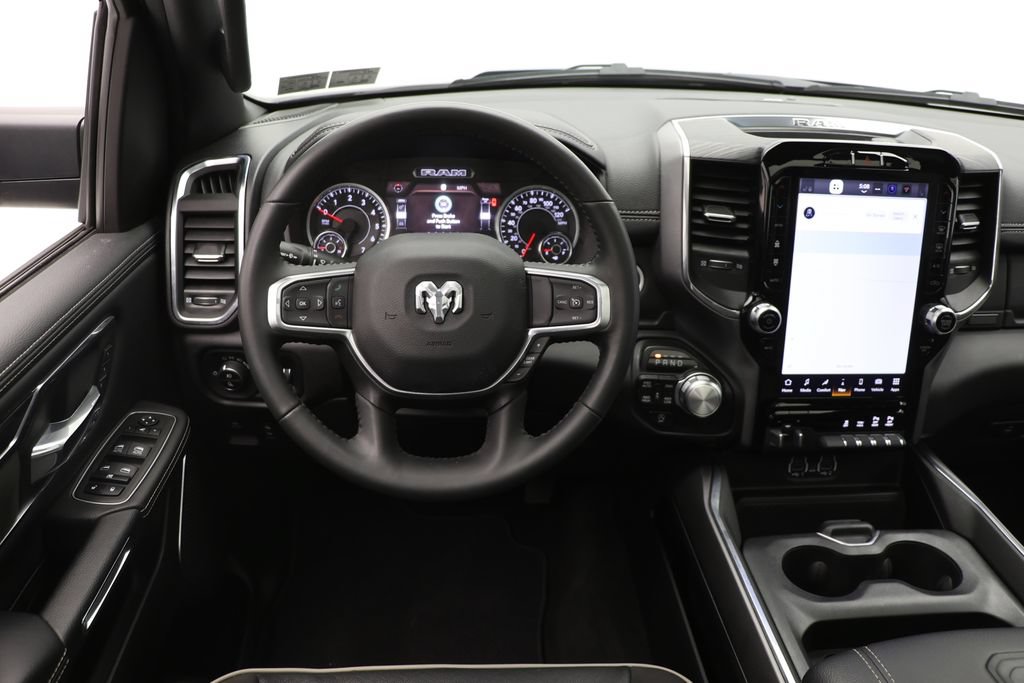 Used 2024 RAM 1500 Laramie AWD/4WD image 16