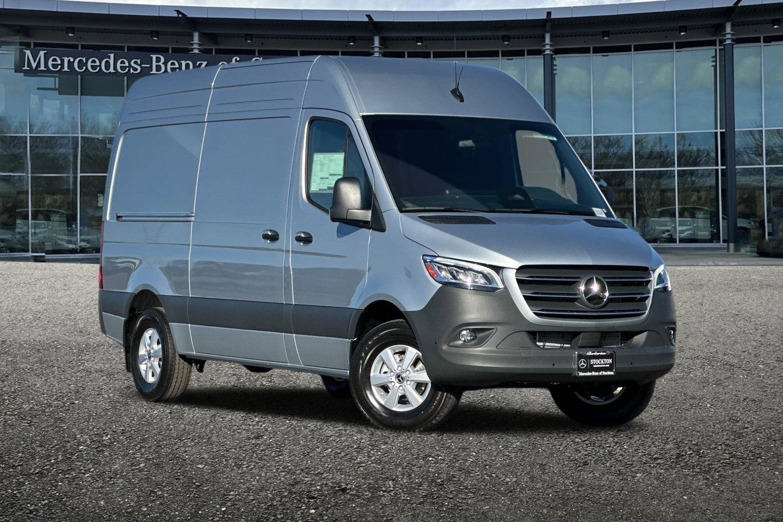 New 2025 Mercedes-Benz Sprinter 2500 image 2