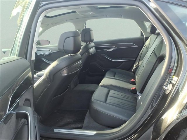 Used 2022 Audi A8 L 3.0T image 8