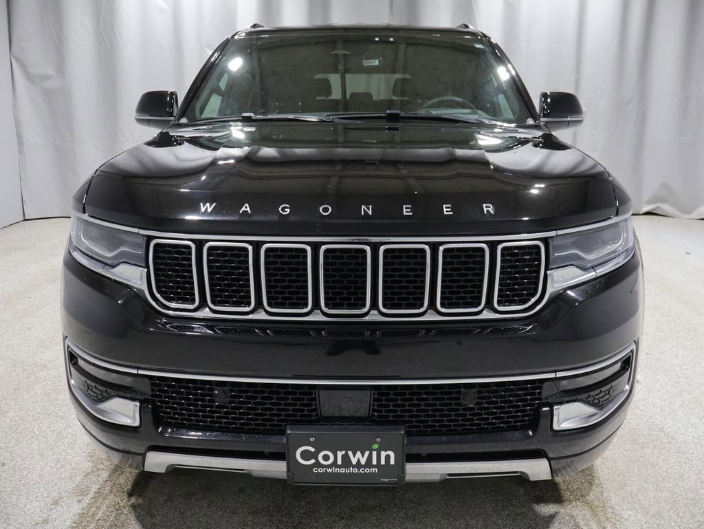 Used 2024 Jeep Wagoneer L Series III w/ Flexible Seating Group image 7