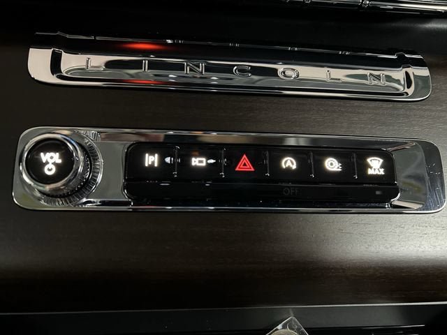 Used 2026 Lincoln Aviator Reserve w/ Illumination Package AWD/4WD image 18