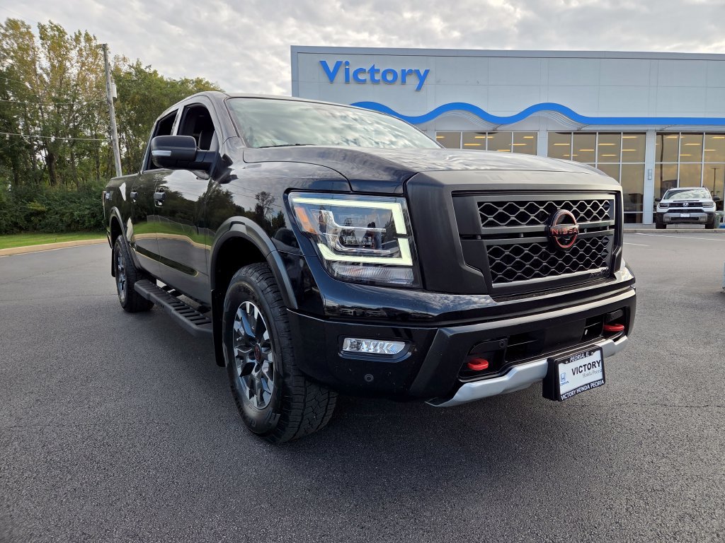 Used 2024 Nissan Titan PRO-4X w/ Pro-4x Convenience Package