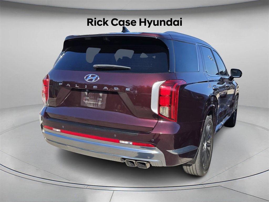 Used 2023 Hyundai Palisade Calligraphy w/ Cargo Package image 4