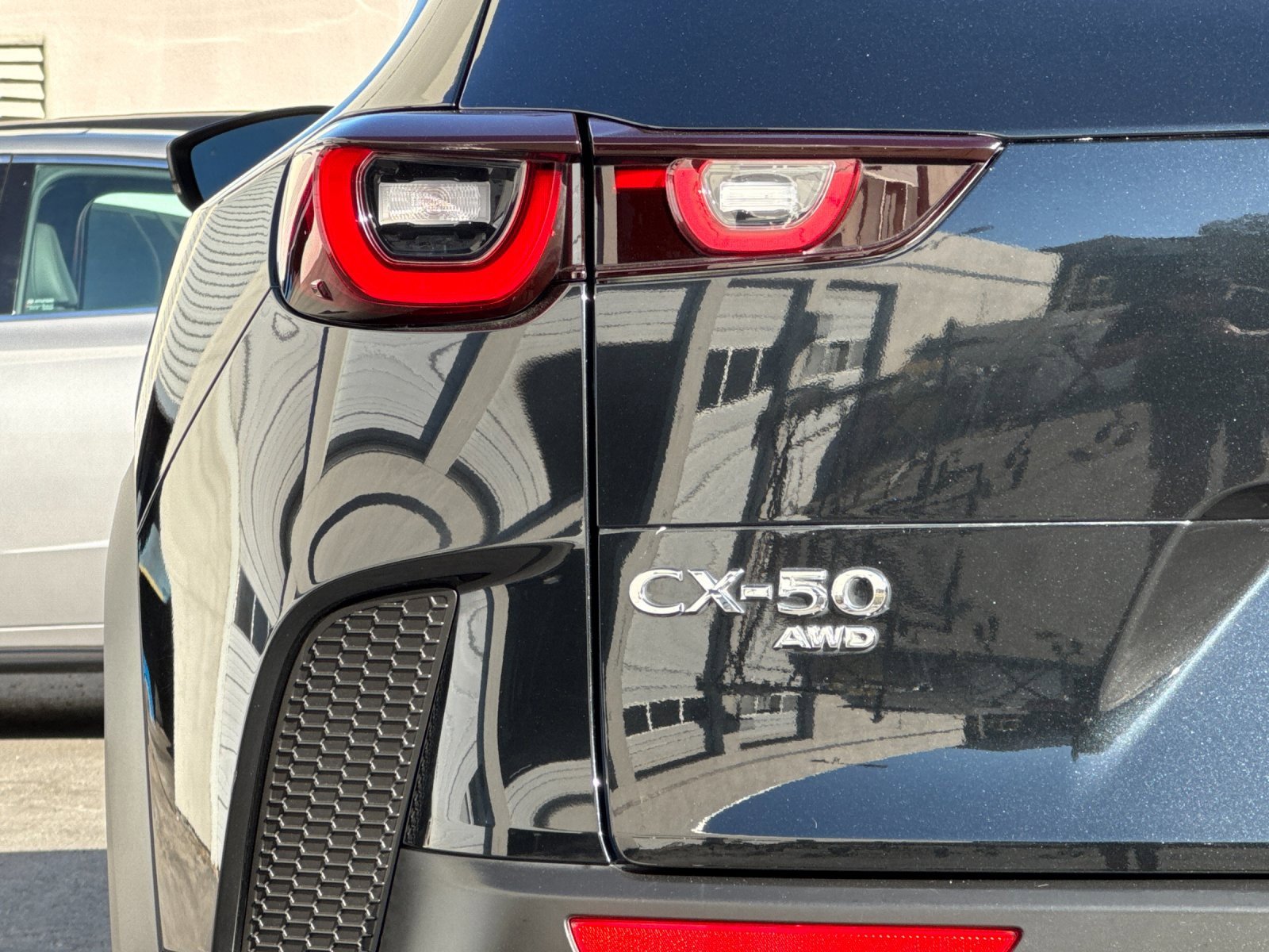 Used 2024 MAZDA CX-50 AWD 2.5 S w/ Preferred Package image 26