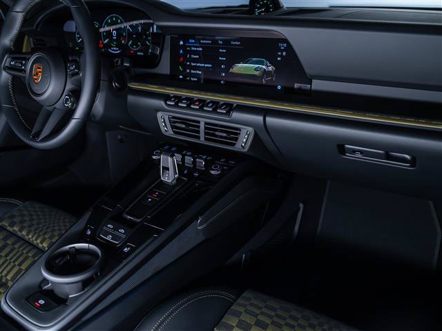 Certified 2026 Porsche 911 GTS RWD image 43