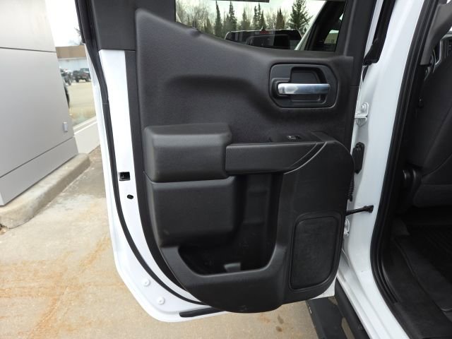 Used 2020 Chevrolet Silverado 1500 Custom w/ Custom Value Package image 40