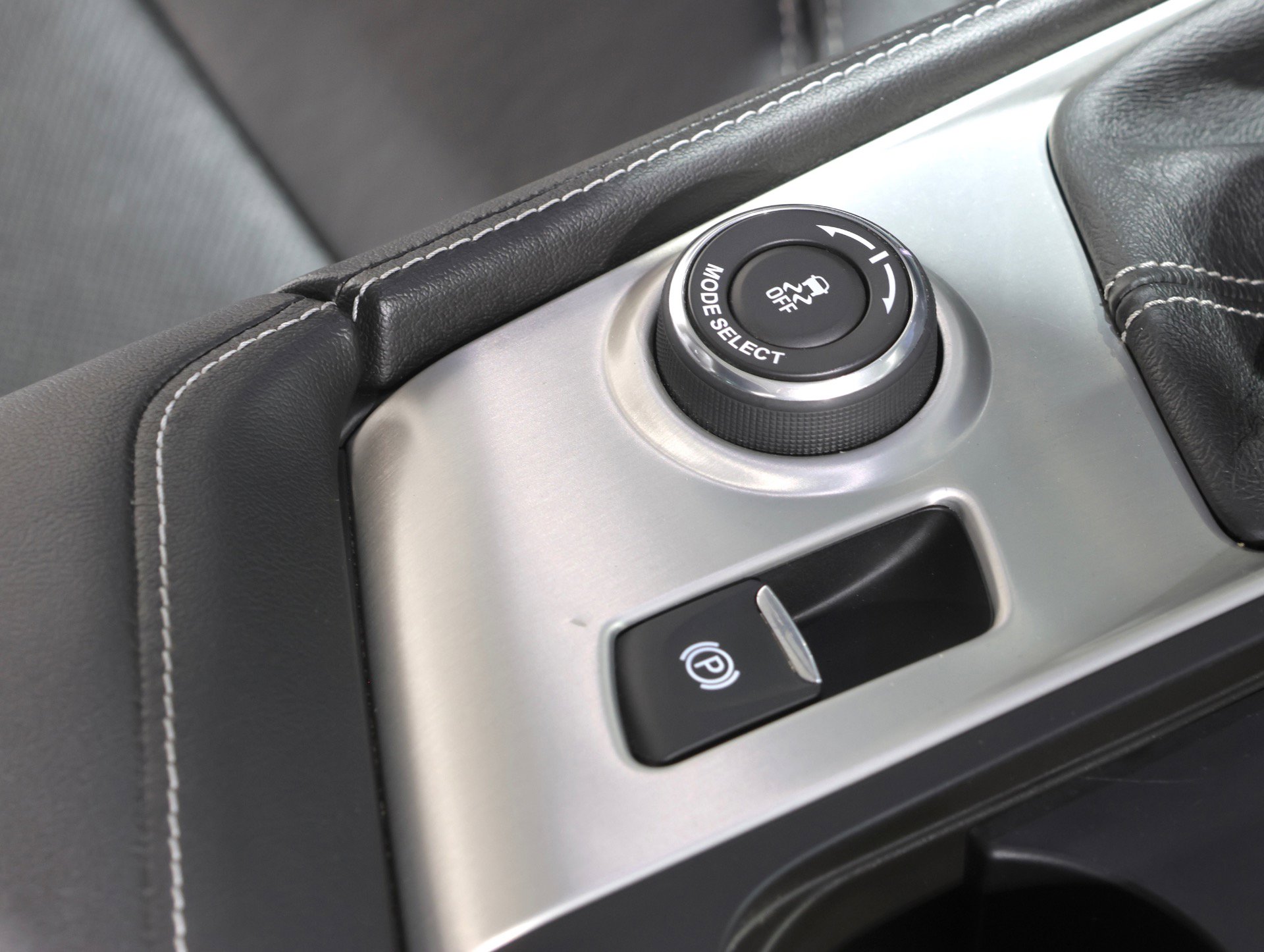 Used 2014 Chevrolet Corvette Stingray Coupe w/ 2LT Preferred Equipment Group image 62