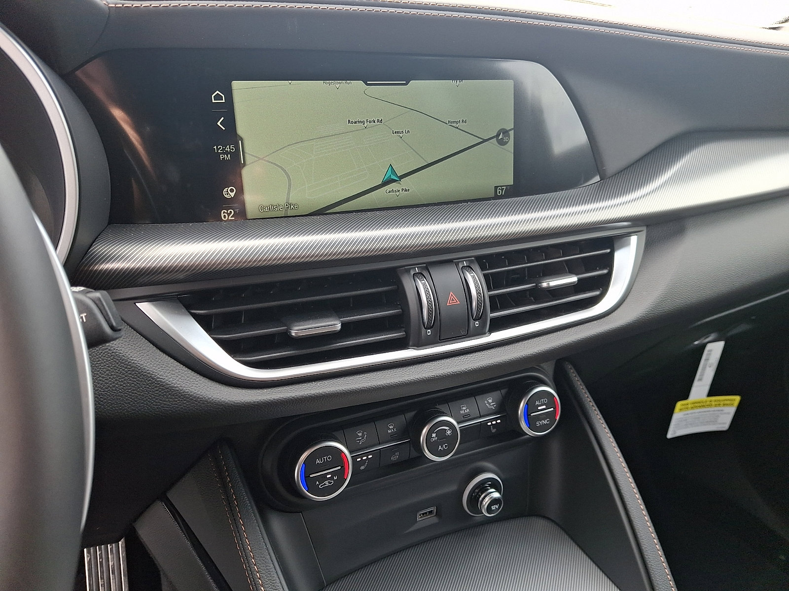 New 2025 Alfa Romeo Stelvio Sprint image 8