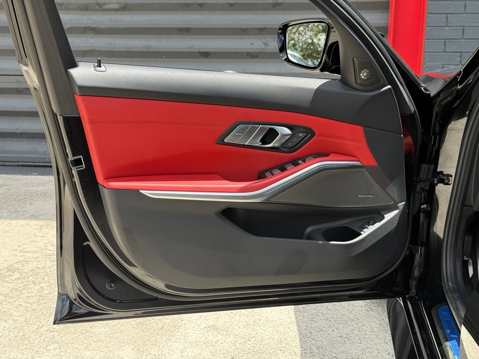 Used 2025 BMW M3 Competition AWD/4WD image 19