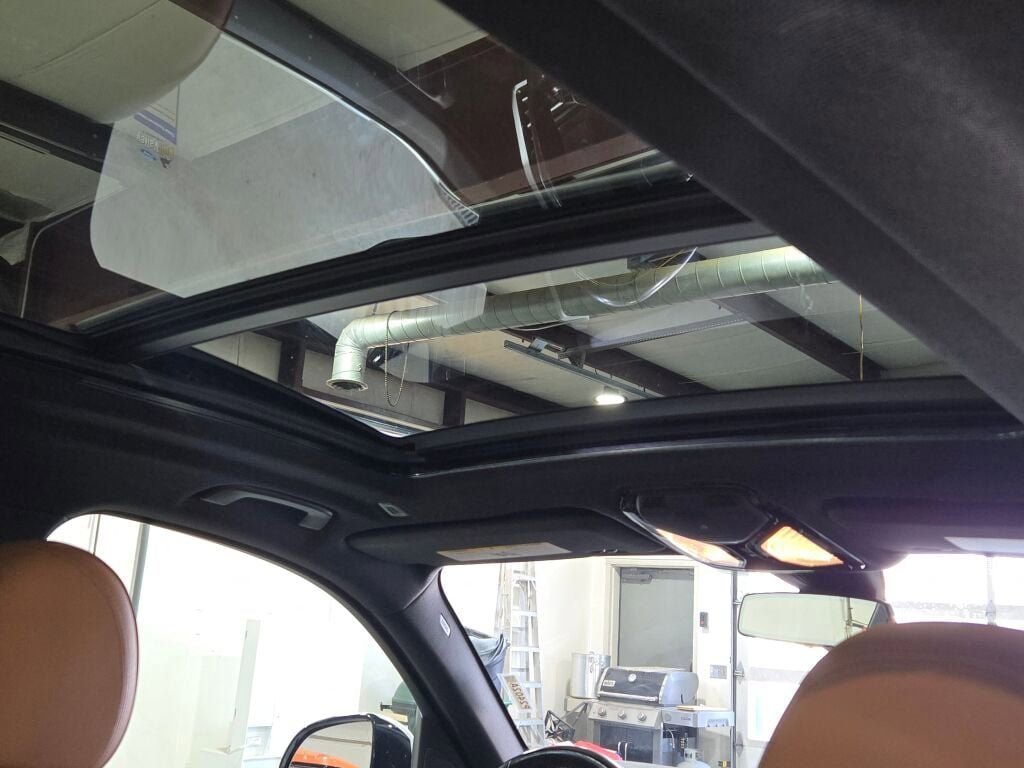 Used 2019 BMW X5 xDrive40i w/ Premium Package image 14