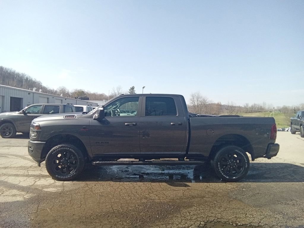 New 2026 RAM 2500 Big Horn AWD/4WD image 7