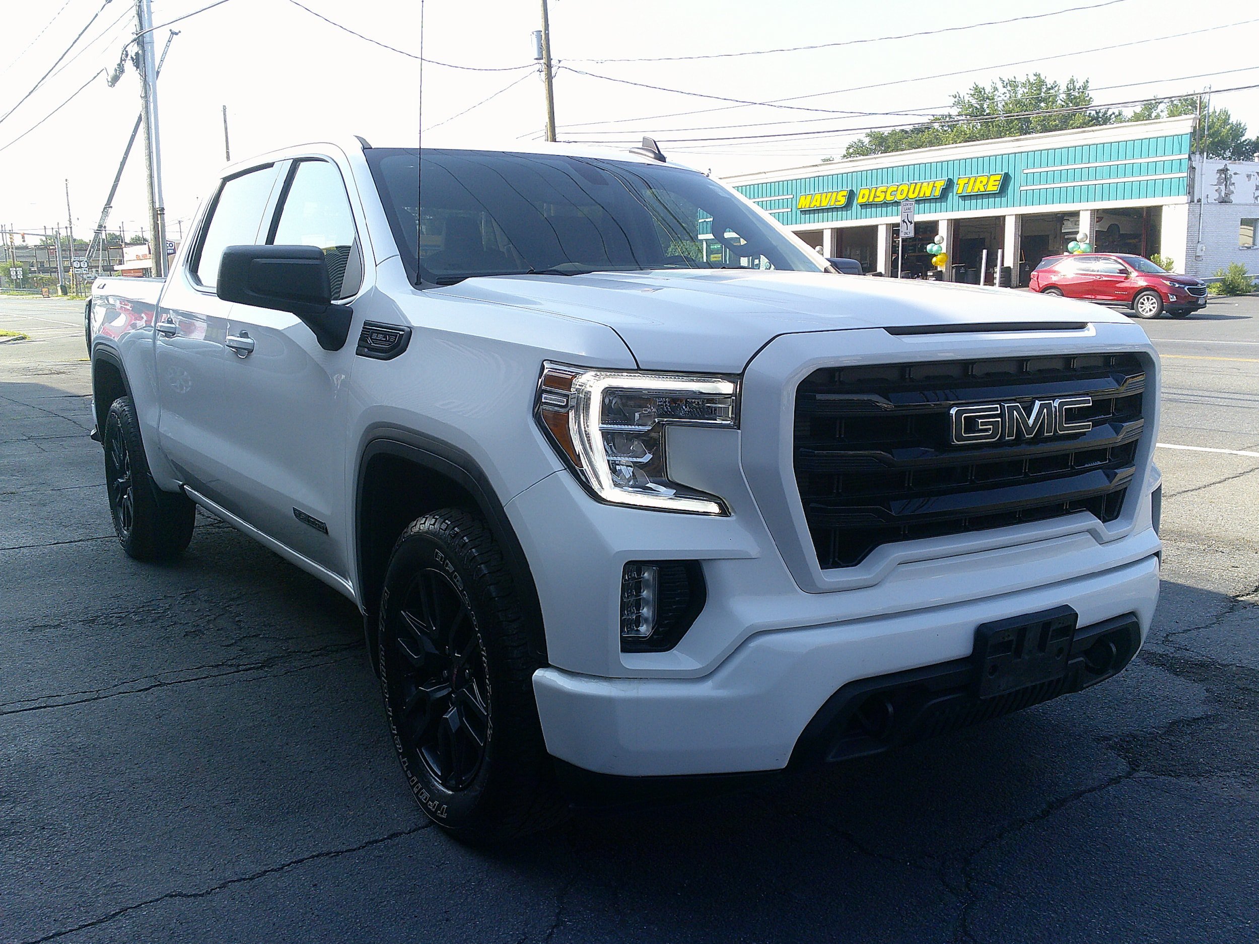 Used 2021 GMC Sierra 1500 Elevation w/ X31 Off-Road Package AWD/4WD image 7