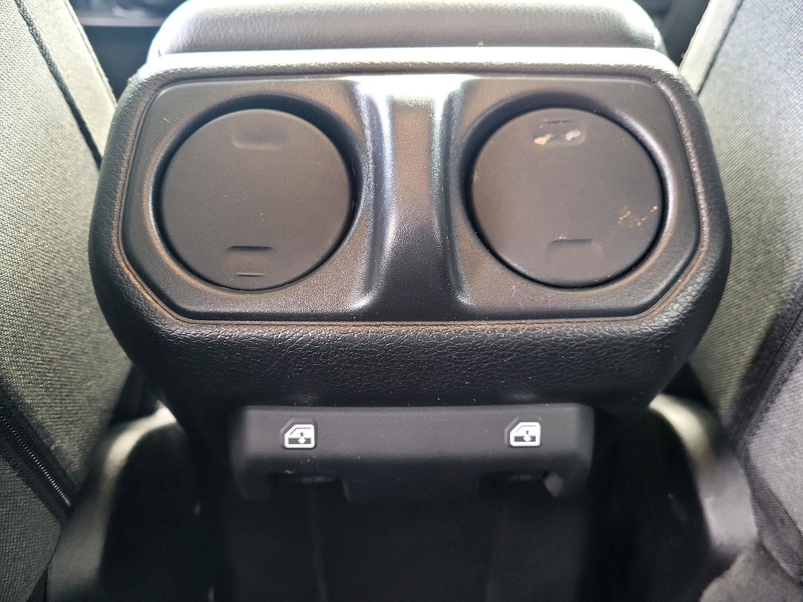 Used 2024 Jeep Gladiator Sport image 13