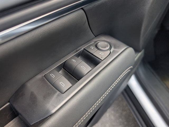 New 2027 GMC Terrain Elevation w/ Elevation Premium Package AWD/4WD image 15