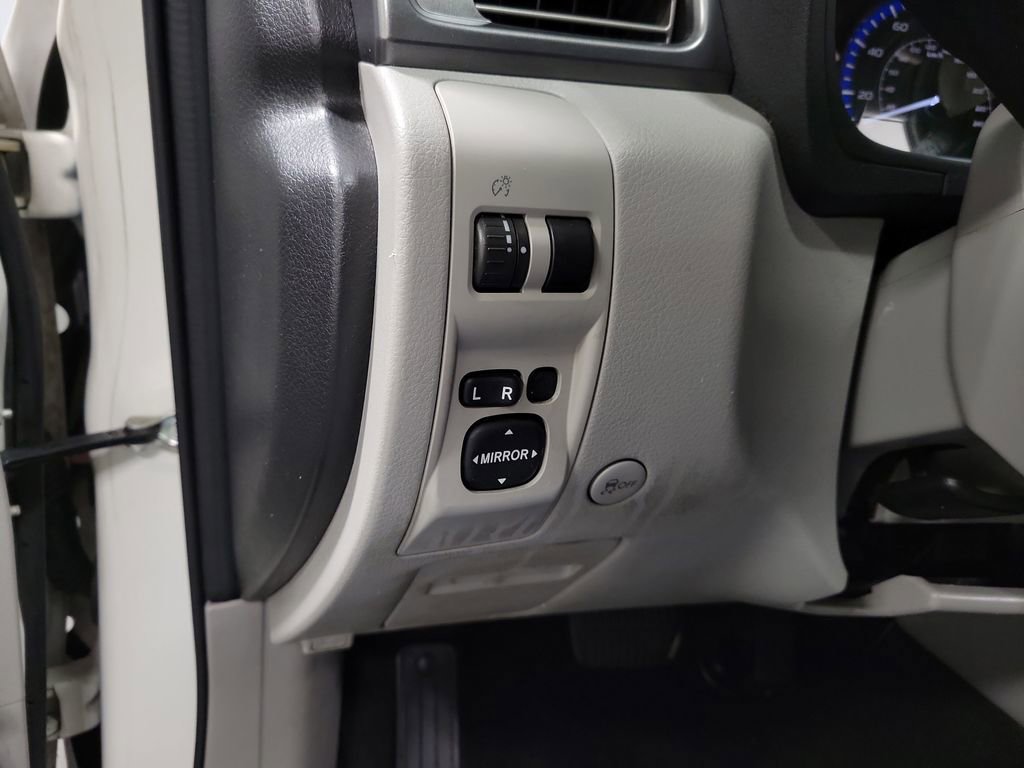 Used 2013 Subaru Forester 2.5X AWD/4WD image 20