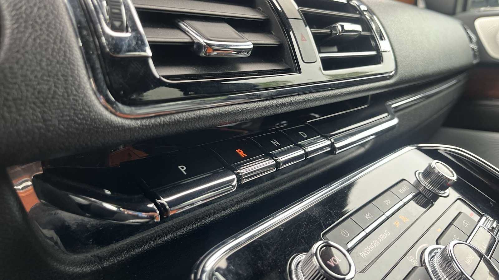 Used 2019 Lincoln Navigator Reserve AWD/4WD image 51
