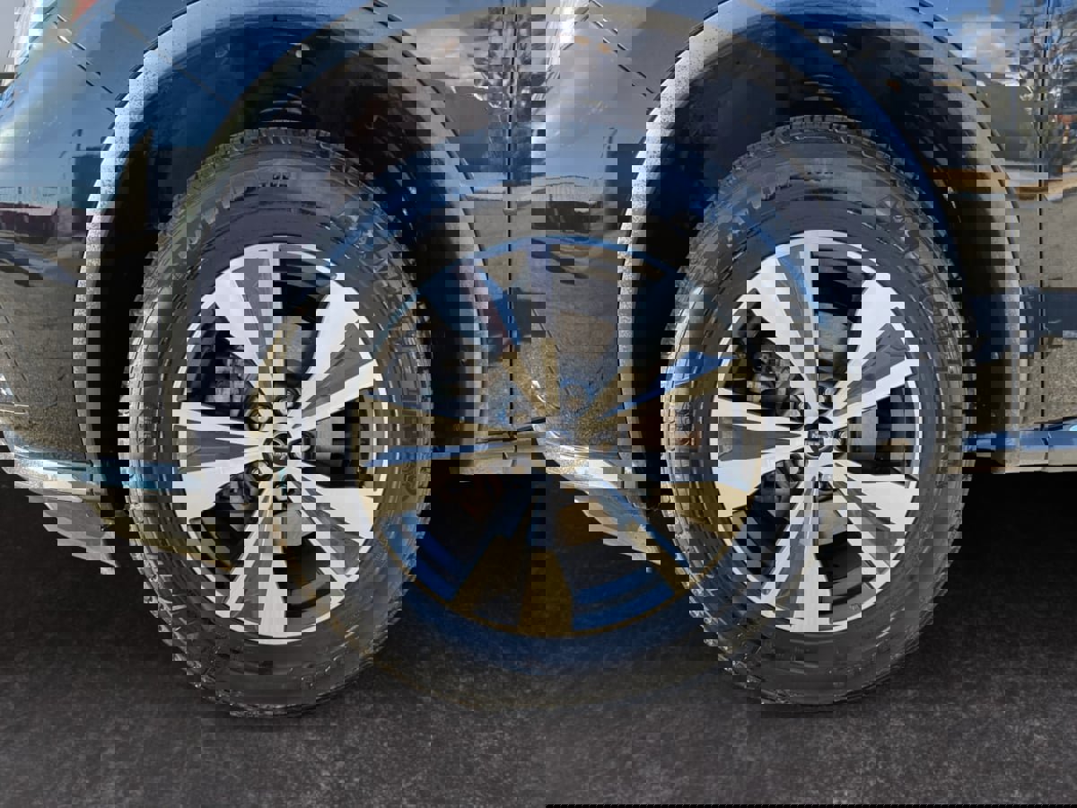 Used 2023 Nissan Murano S image 9