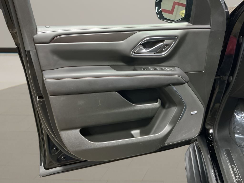 Used 2022 GMC Yukon AT4 image 10