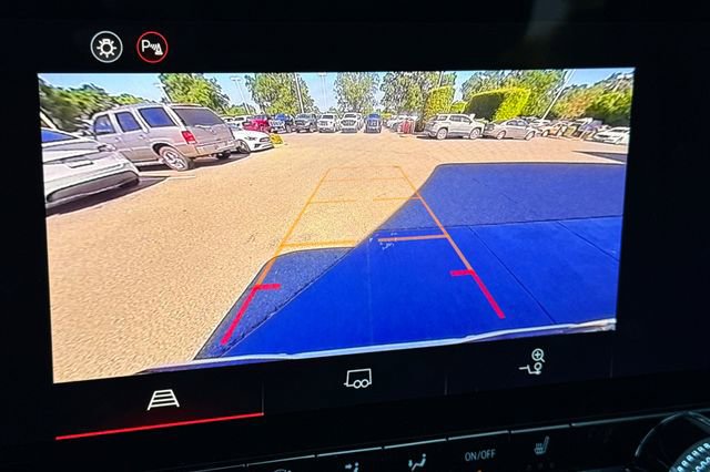 New 2026 GMC Canyon Elevation w/ Convenience Package RWD image 22