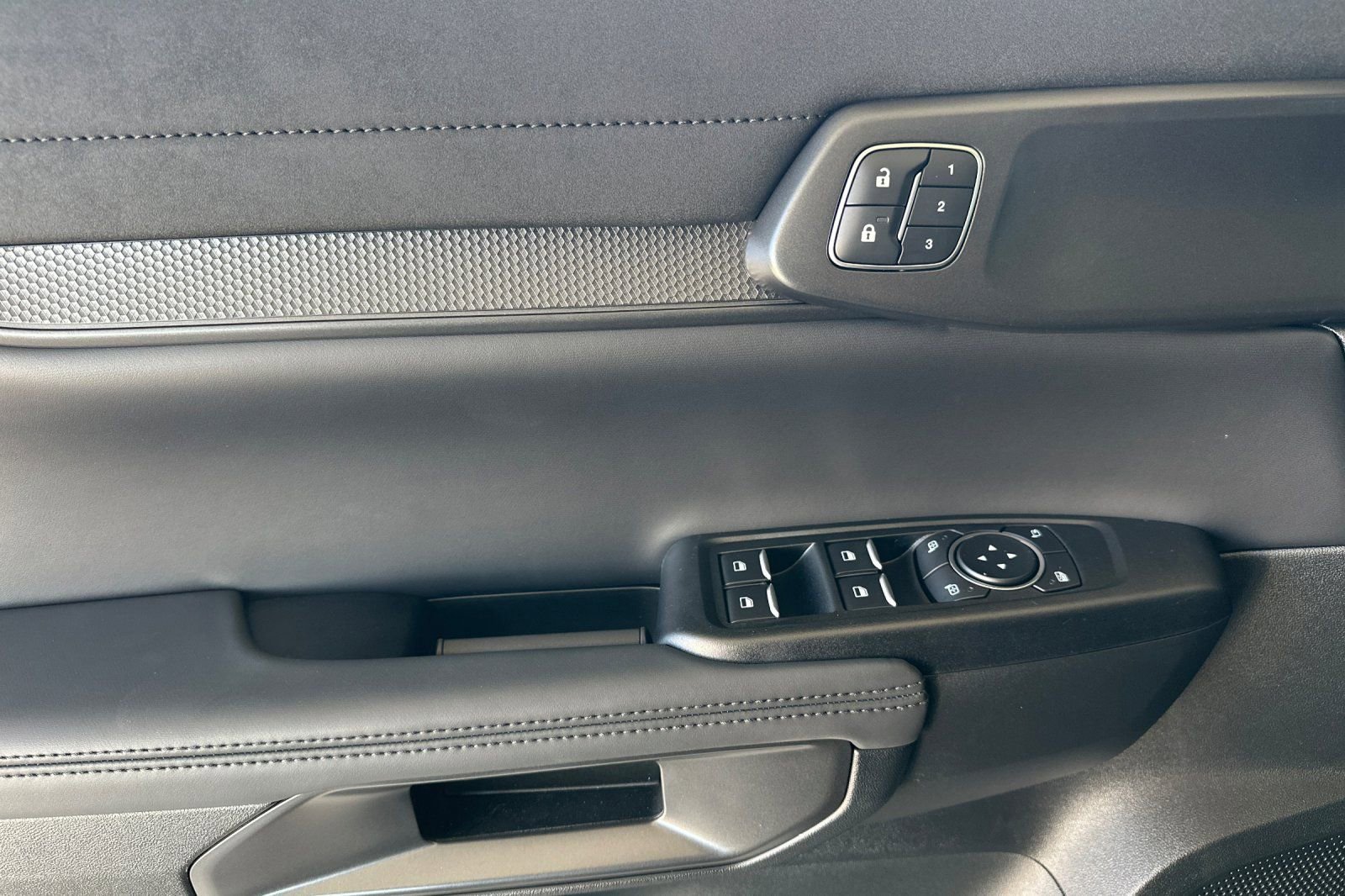 New 2025 Ford Ranger Raptor AWD/4WD image 11