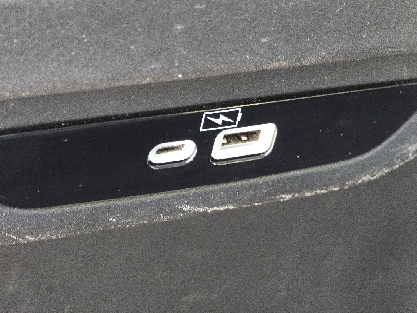 Used 2023 Chrysler Pacifica Touring-L FWD image 28