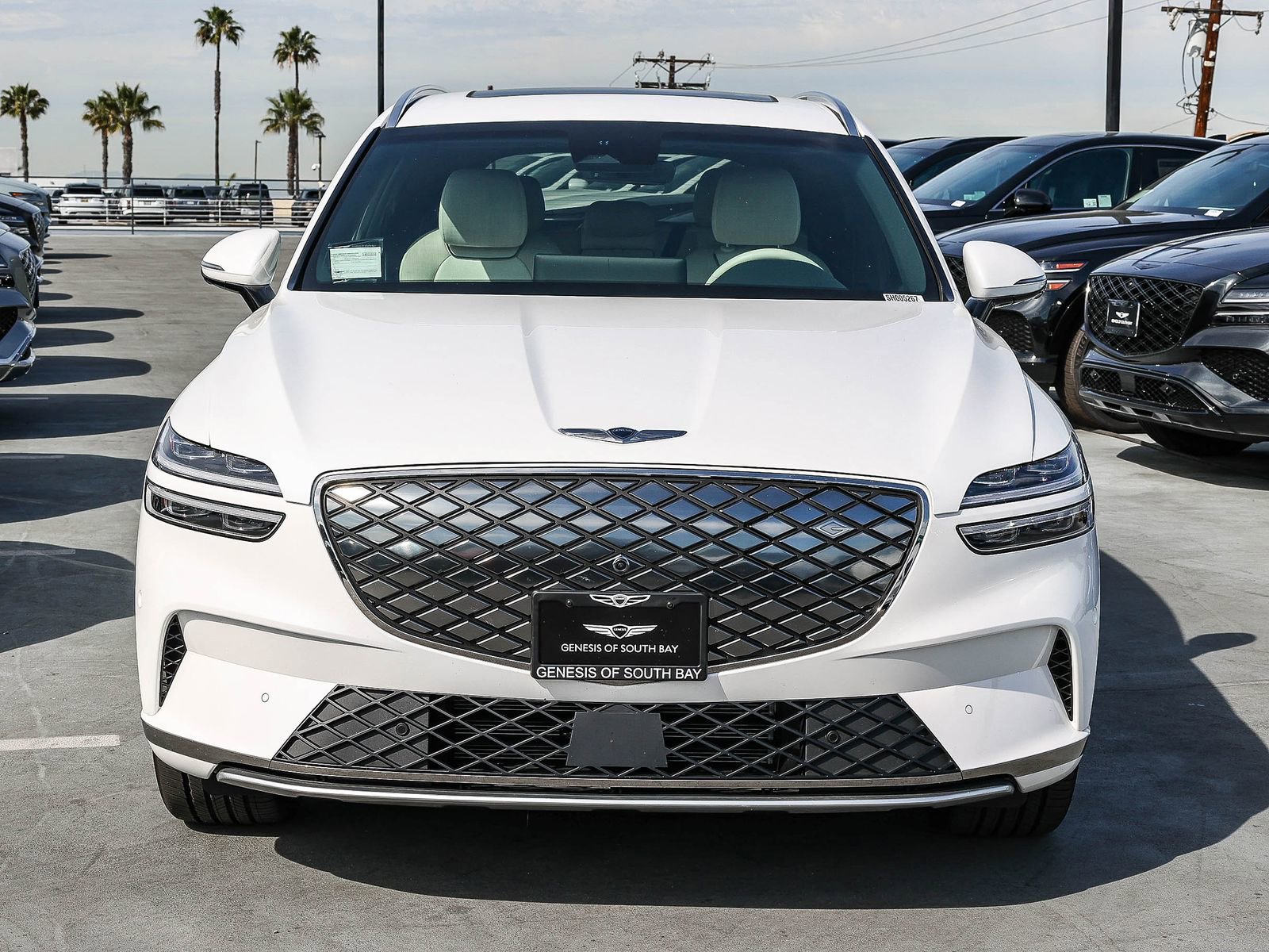 Used 2025 Genesis Electrified GV70 Advanced image 2