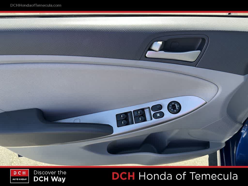 Used 2016 Hyundai Accent SE FWD image 15