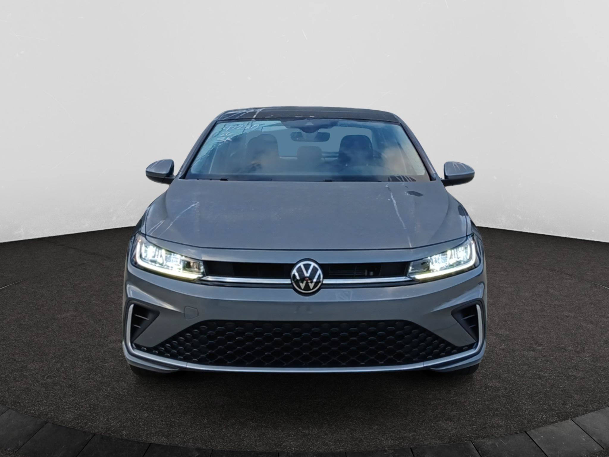 Certified 2026 Volkswagen Jetta SE FWD image 2