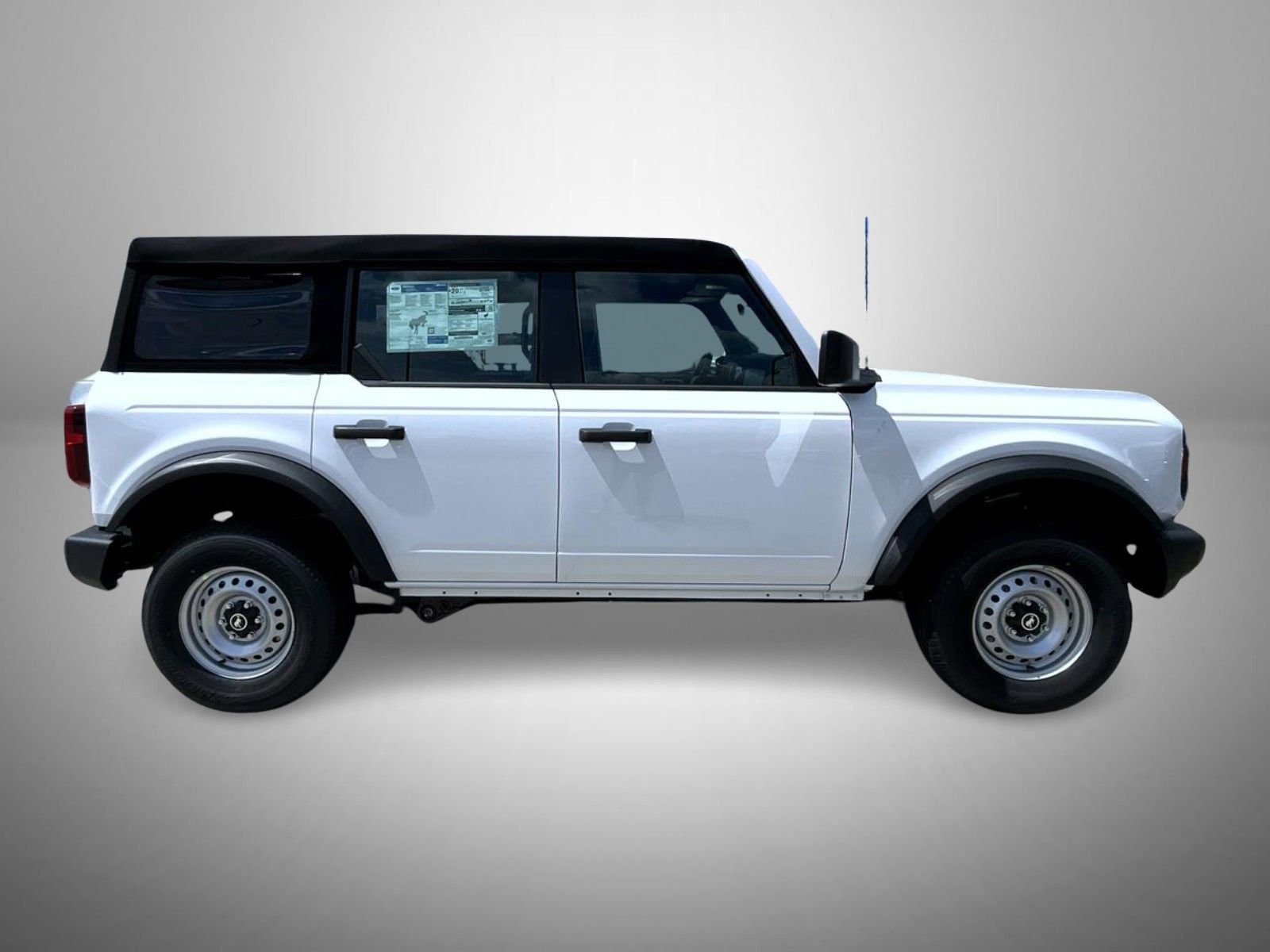 New 2025 Ford Bronco 4-Door image 4