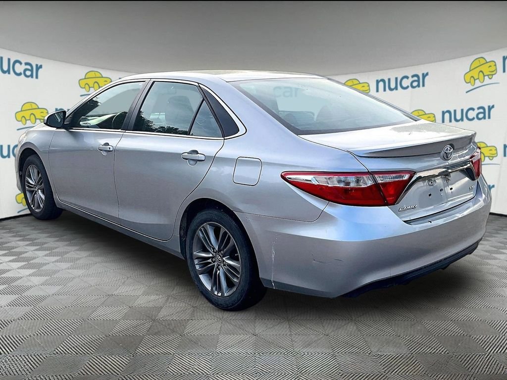 Used 2017 Toyota Camry SE FWD image 5