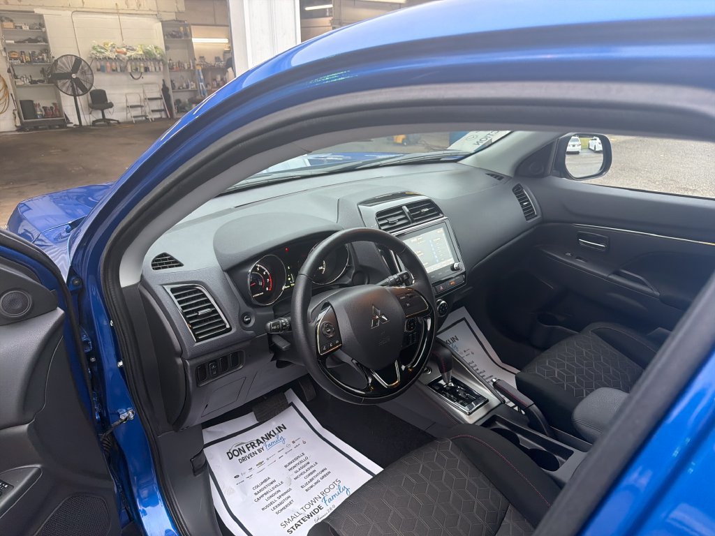 Used 2026 Mitsubishi Outlander Sport LE AWD/4WD image 15