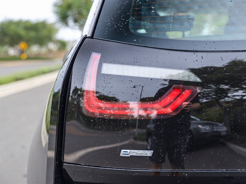 Used 2016 BMW i3 w/ Range Extender RWD image 17