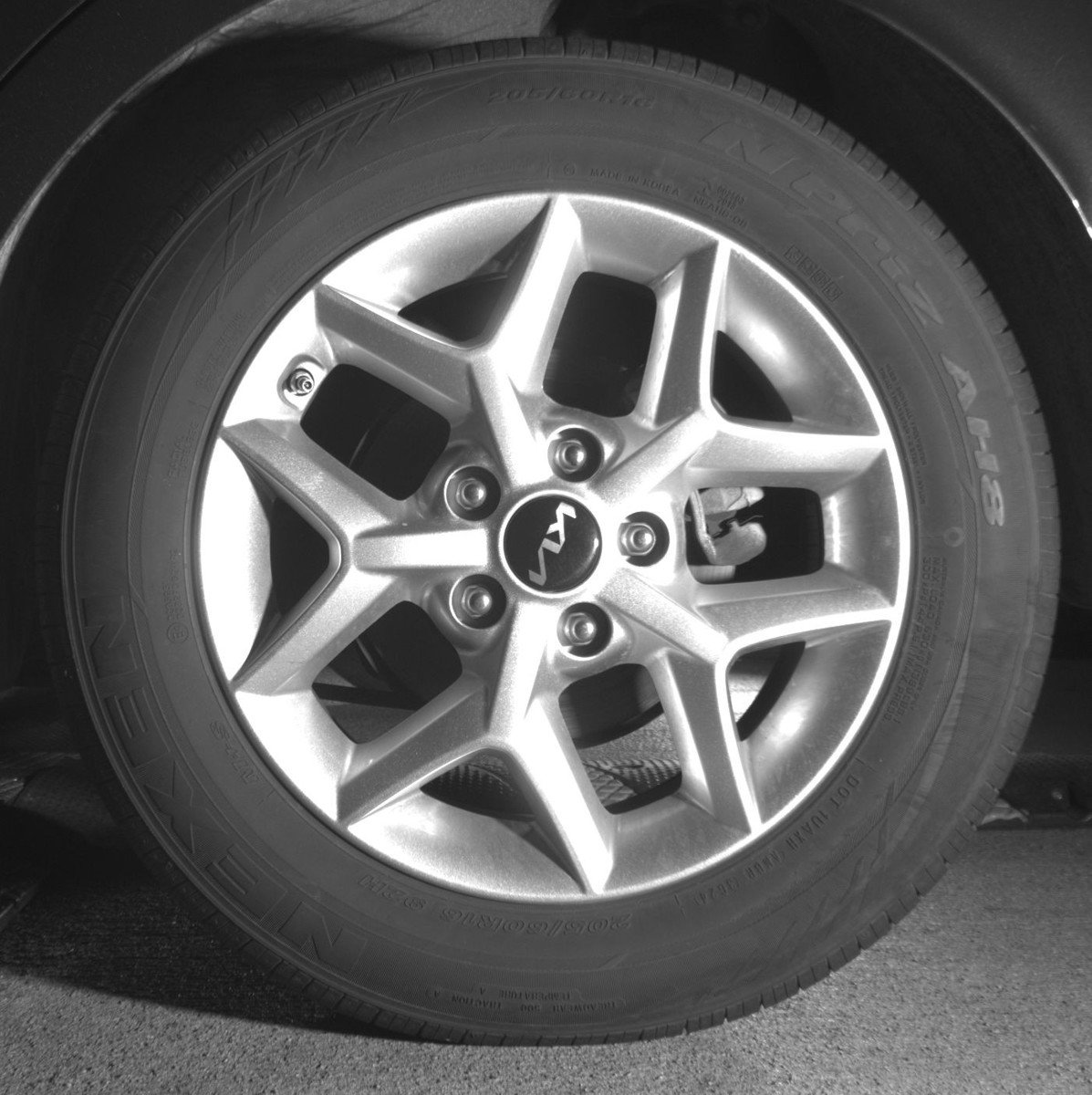 Used 2025 Kia Soul LX w/ LX Technology Package FWD image 14