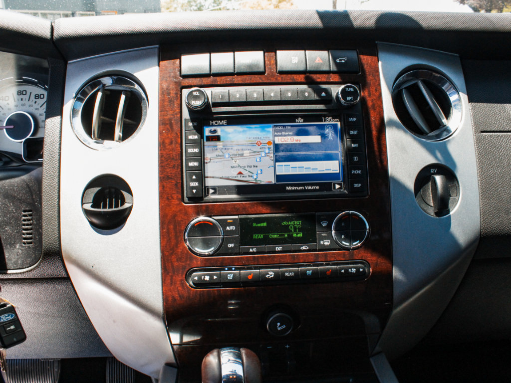 Used 2013 Ford Expedition EL King Ranch RWD image 16